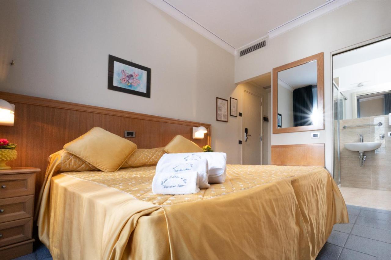 Hotel Sabbie D'Oro Giardini Naxos Exterior photo