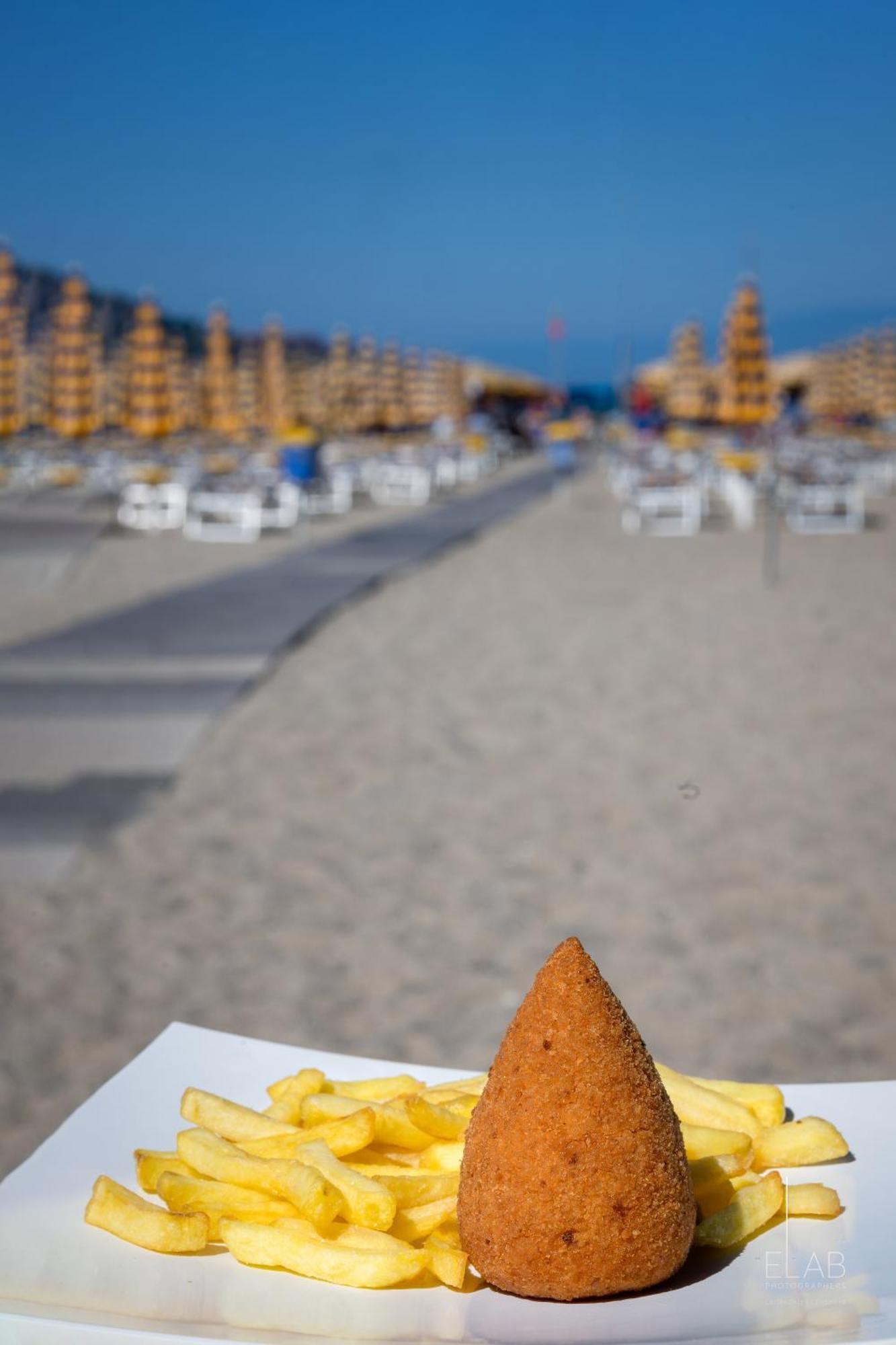 Hotel Sabbie D'Oro Giardini Naxos Exterior photo