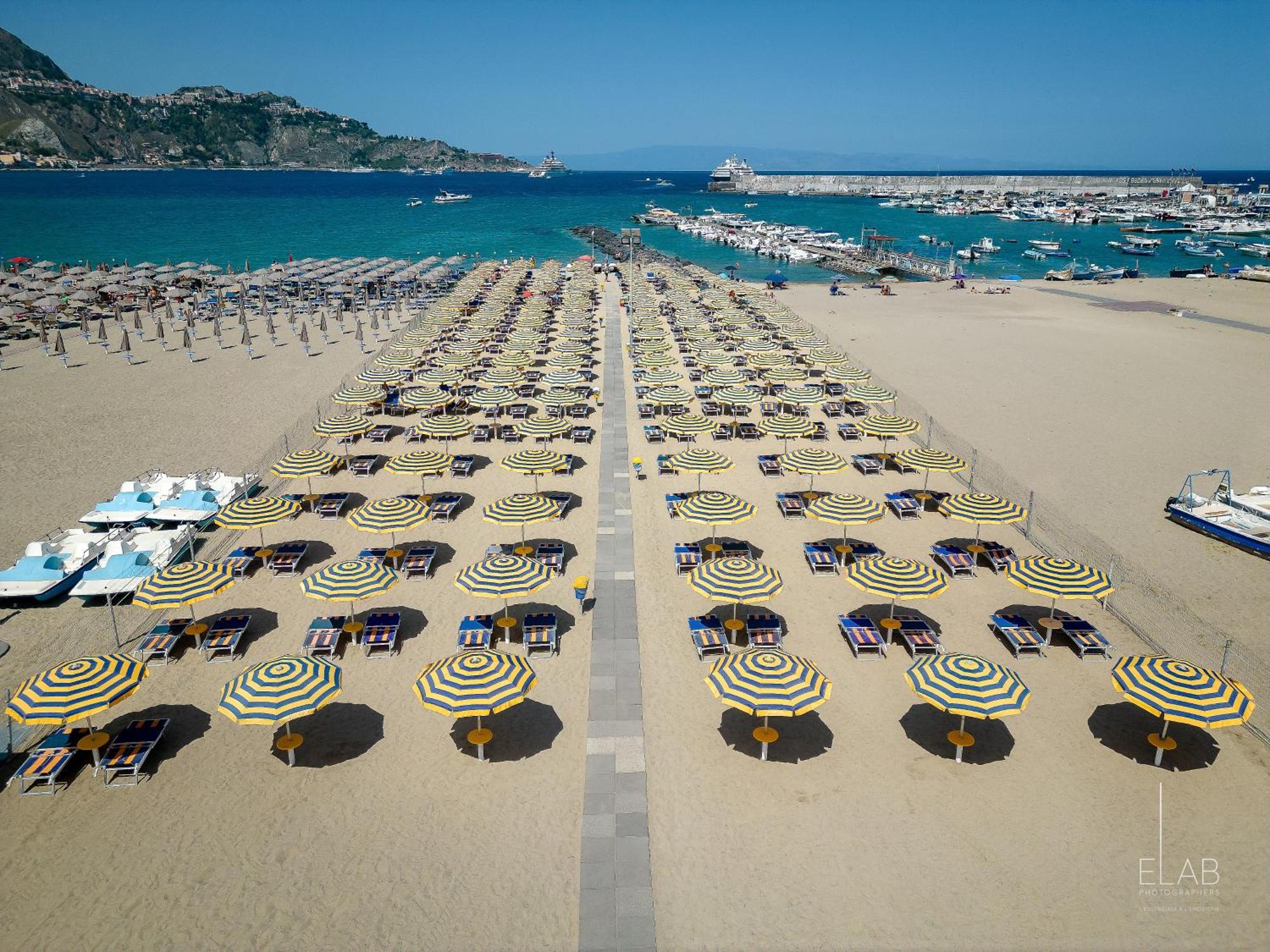 Hotel Sabbie D'Oro Giardini Naxos Exterior photo