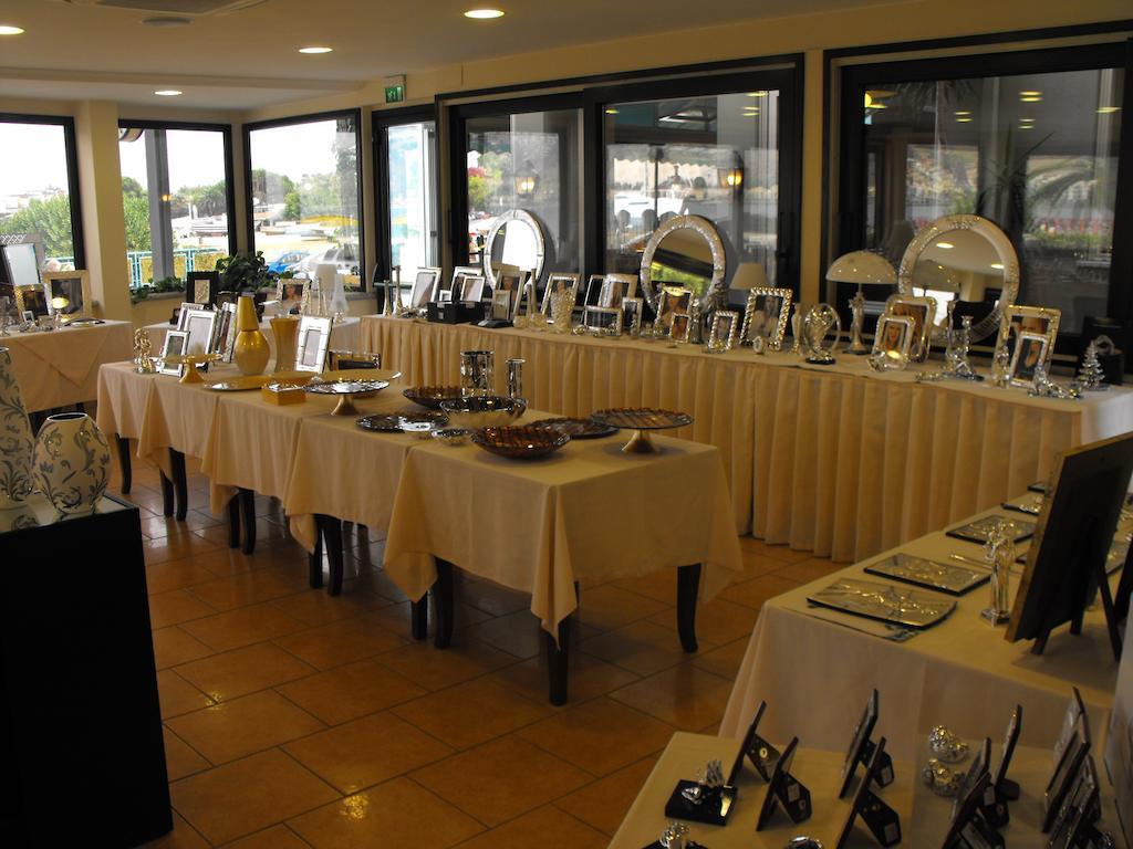 Hotel Sabbie D'Oro Giardini Naxos Exterior photo